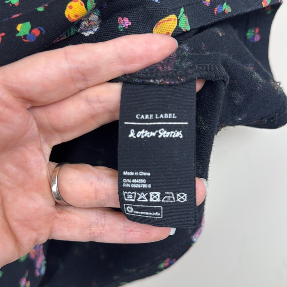 - & other stories stretchy floral crew neck pull over t shirt small - Picture 6 of 9